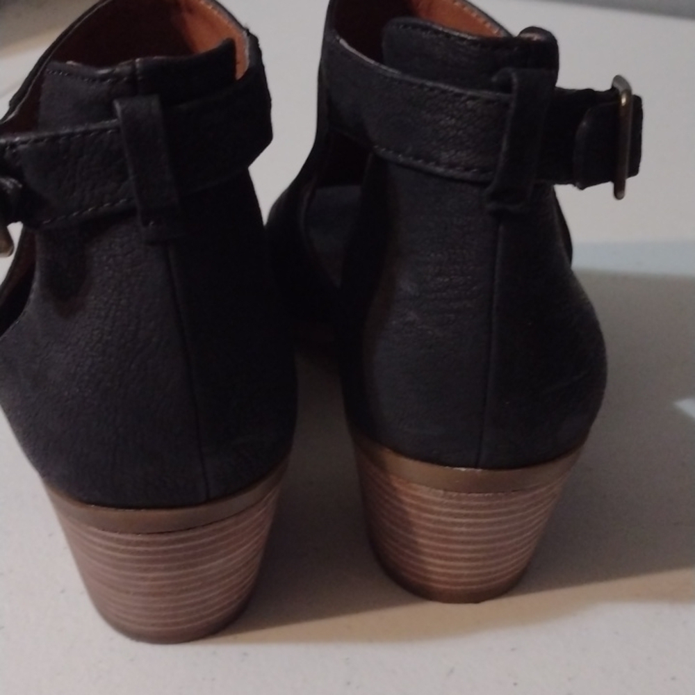 Lucky Brand Barimo Black Leather Cutout Chunk Stacked Heel Peeptoe Shoes size6.5 - Picture 8 of 13